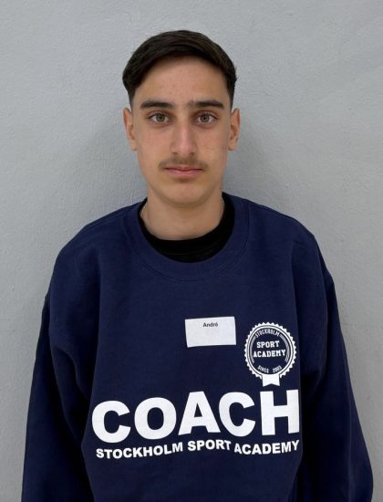 André, Assisterande tränare